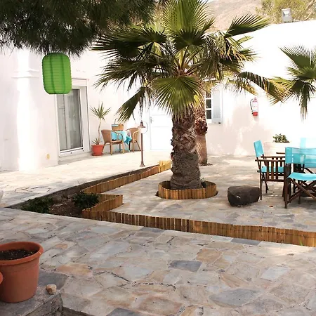 Evizorzia Apartmán Perissa (Santorini)