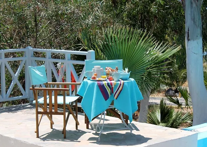 Evizorzia Perissa (Santorini)